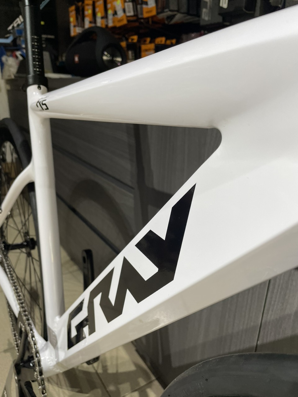Xe đạp Fixed Gear Gray Full nhôm White
