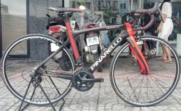 Xe đạp đua Pinarello DogMa 167 F10 5800 Black Red