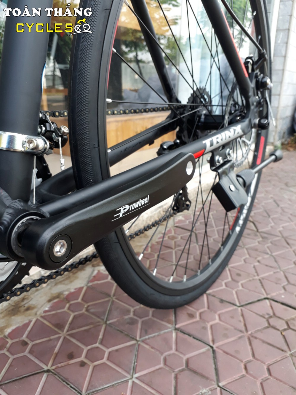 Xe đạp thể thao TRINX FREE 2.0 2018 Black Grey Red