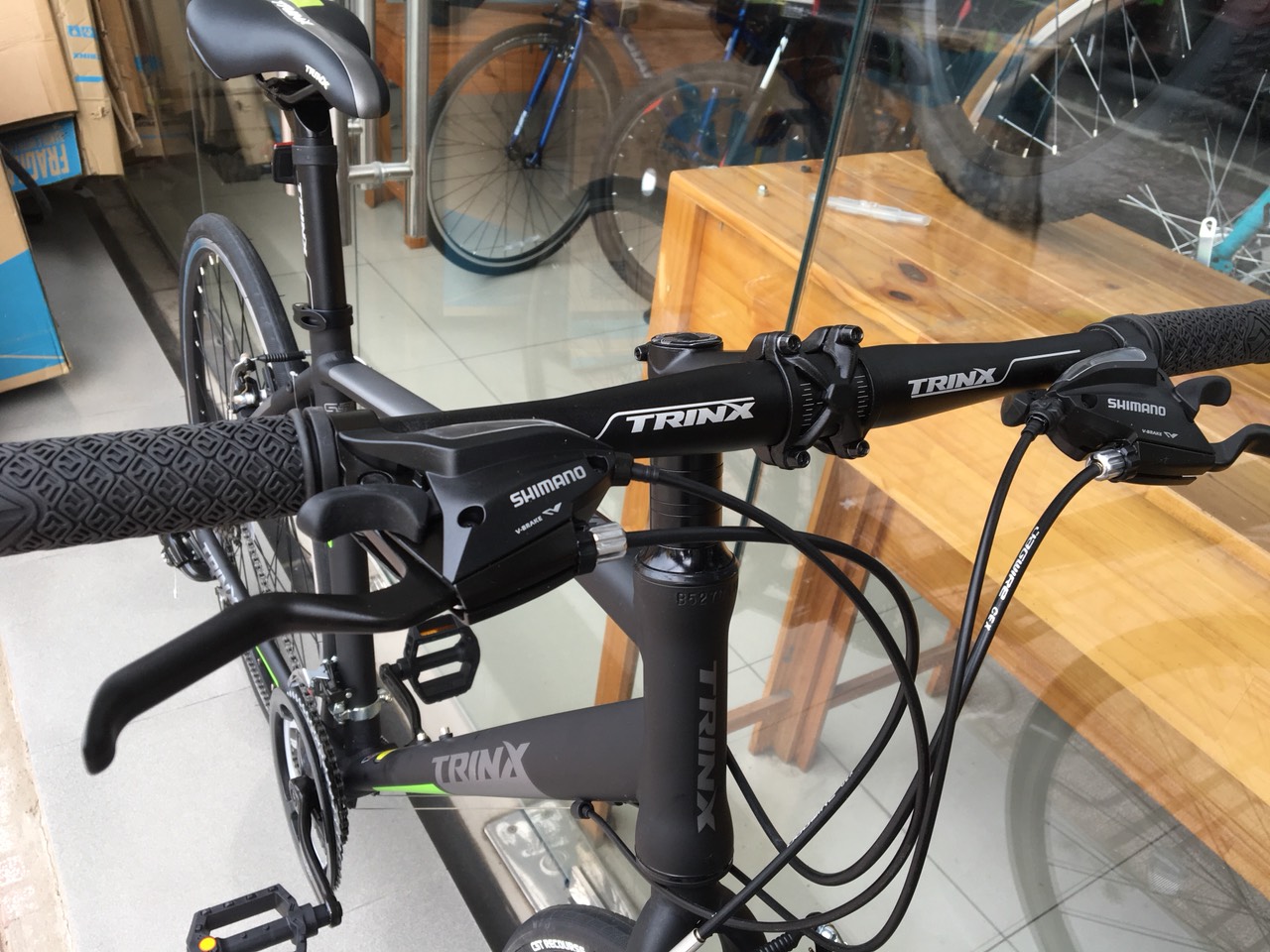 Xe đạp thể thao TRINX FREE 1.0 2019 Black Green